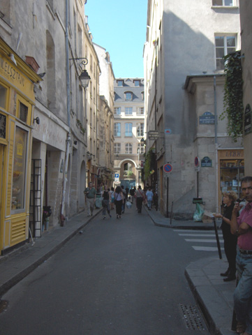 [Rue des Rosiers]